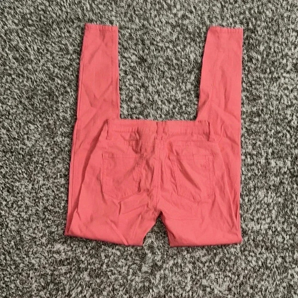 Women’s Jeans - Picture 2 of 3